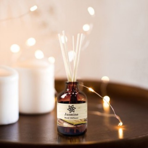 TINH DẦU QUE GỖ THƠM PHÒNG PHUTAWAN AROMA REED DIFFUSER 50ML