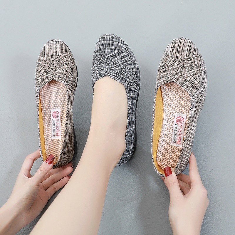 Giày Lười Đế Mềm Chống Trượt Thời Trang Cho Nữ 60 Tuổi | BigBuy360 - bigbuy360.vn