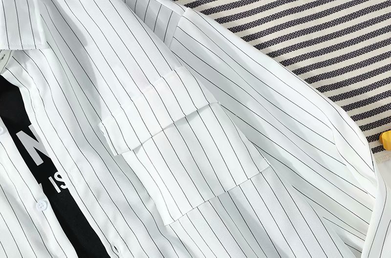 Áo Sơ Mi Tay Dài Họa Tiết Kẻ Sọc Dáng Rộng Phong Cách Hàn Quốc Cho Nam