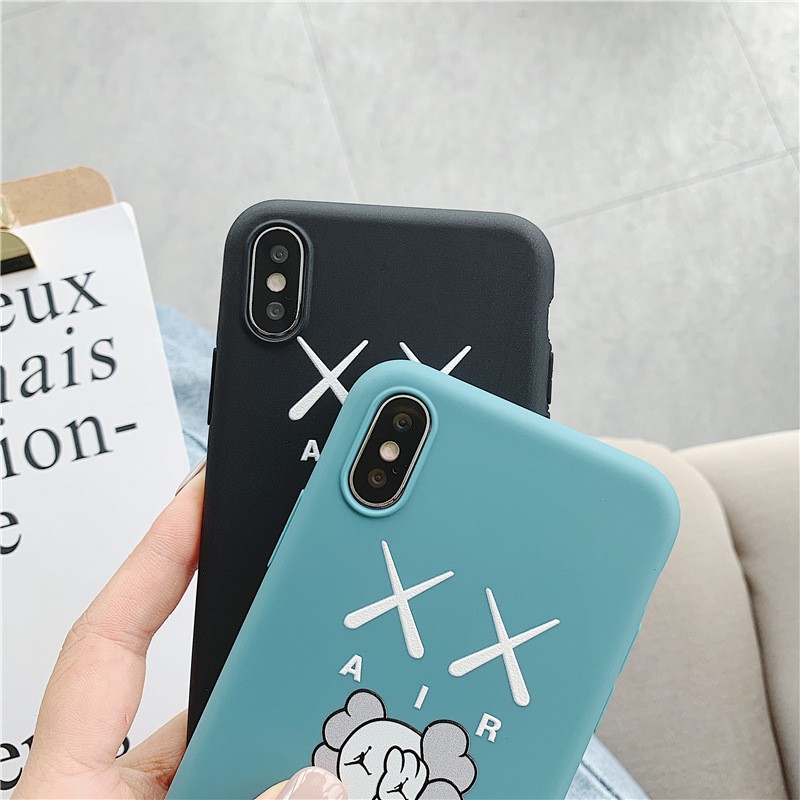 ỐP LƯNG HÌNH THỜI TRANG KAWS TPU CHẤT DÀY ĐẸP - ỐP IPHONE DẺO