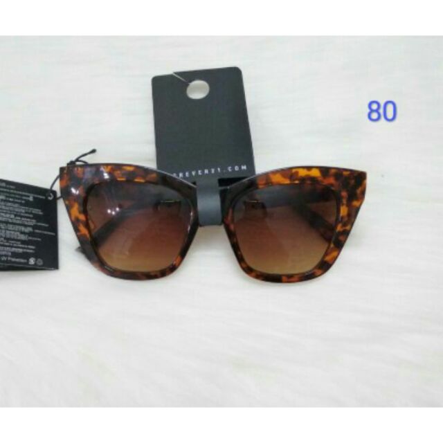 Kính Forever 21-M80- xước nhẹ 2 mắt,giảm thêm 50k- xách tay từ Nhật, Mỹ- hàng Auth- có bill mua hàng chính hãng