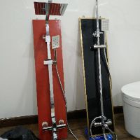 Cây sen tắm Toto