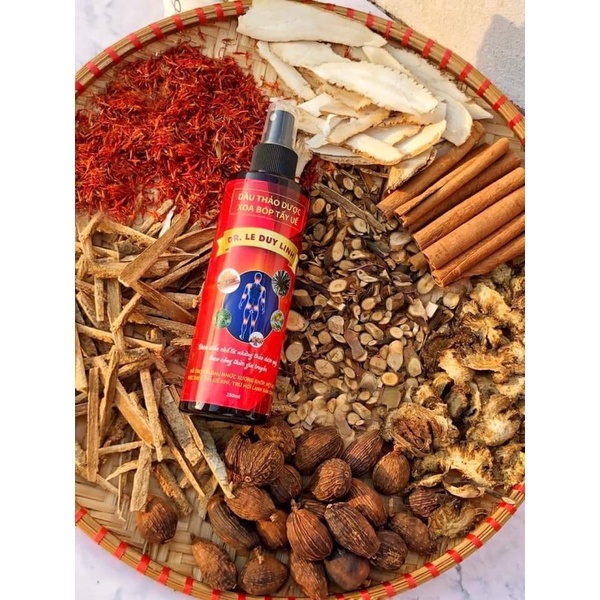 Dầu thảo dược tẩy uế Dr Lê Duy Linh 250ml