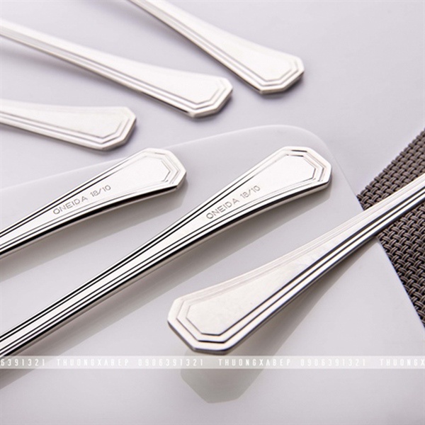 Dao Ăn Bơ Oneida  19cm - Inox 18/10