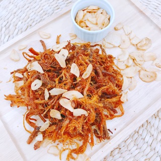 Heo khô cháy tỏi