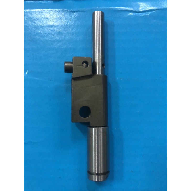 bộ trụ kim máy vắt sổ siruba 747