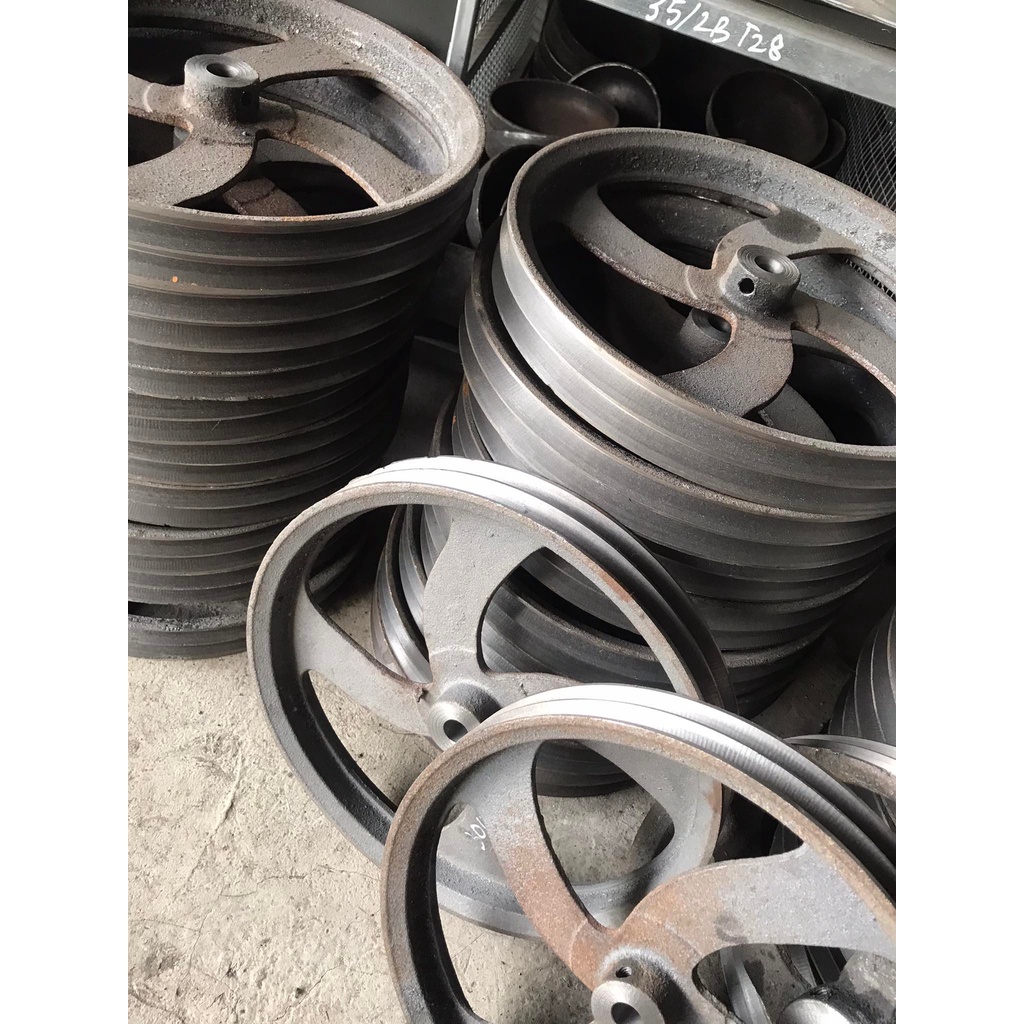 BuLy Gang 300mm 2 Rãnh B lỗ trục 16 - 19  Bánh Xe Cao Su BL100/2B