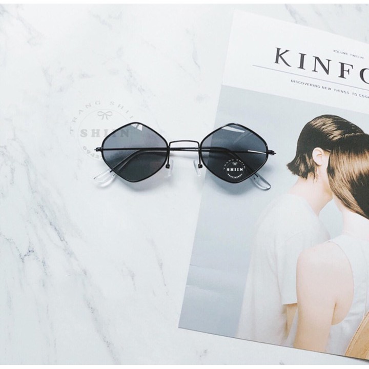 kính mắt tứ giác