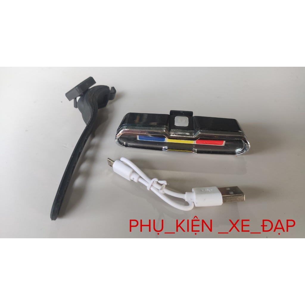 Đèn hậu xe đạp 3 màu cao cấp