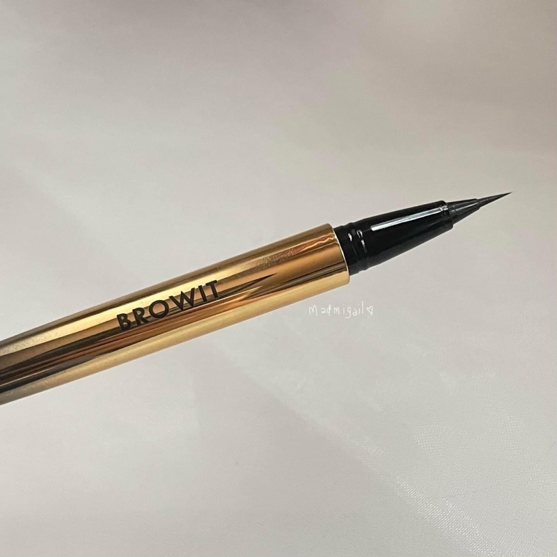 Kẻ mắt nước Browit Nongchat Ultra Fine Eyeliner 0.01mm
