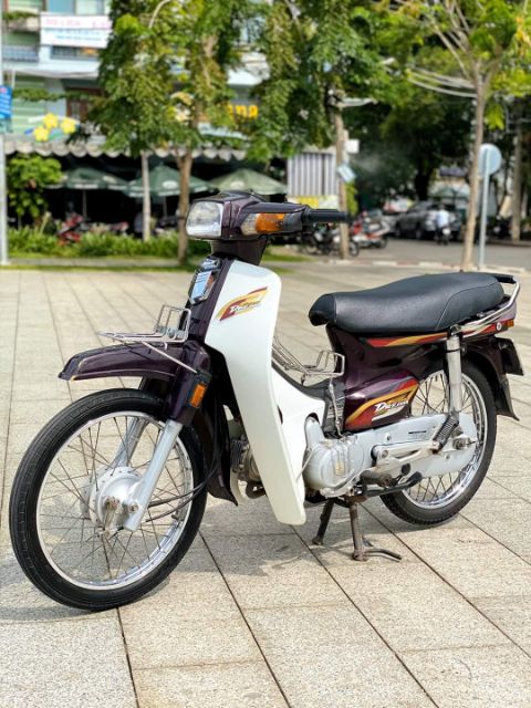 Dè chắn bùn ngắn xe dream chính hiệu honda