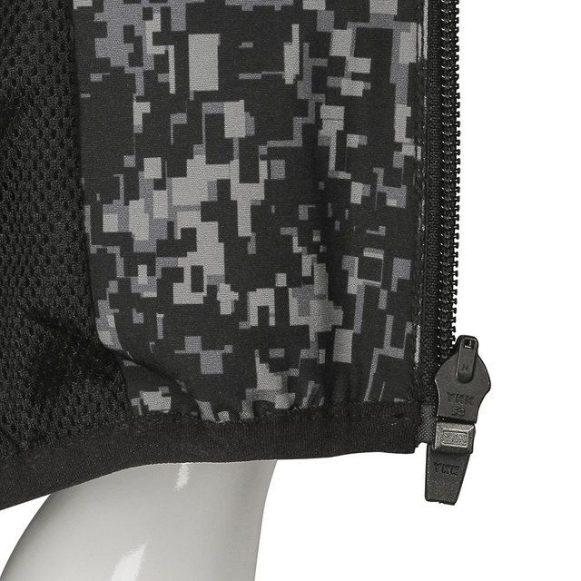 Áo khoác gió nam có mũ của GU