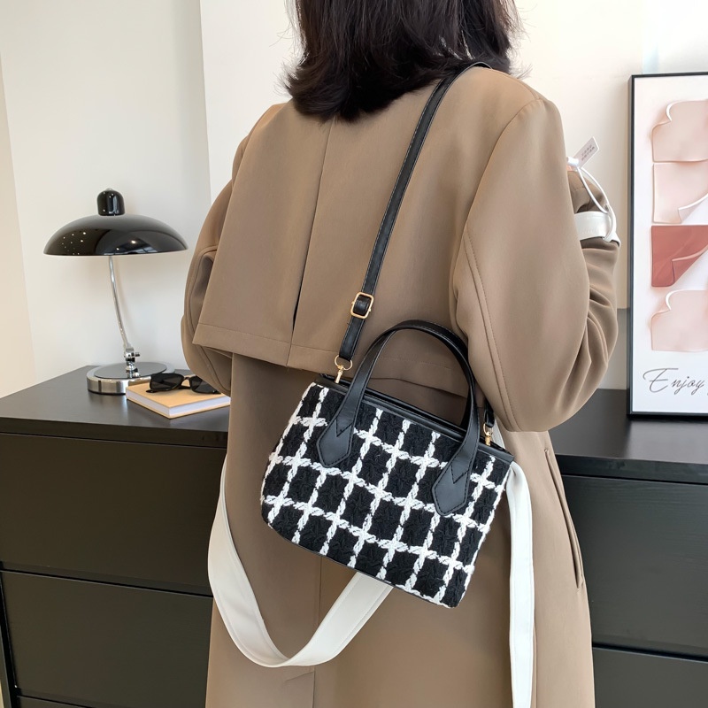 Túi Đeo Chéo Vai Bằng Vải Canvas Thời Trang Mùa Thu Đơn Giản Dễ Thương Cho Nữ