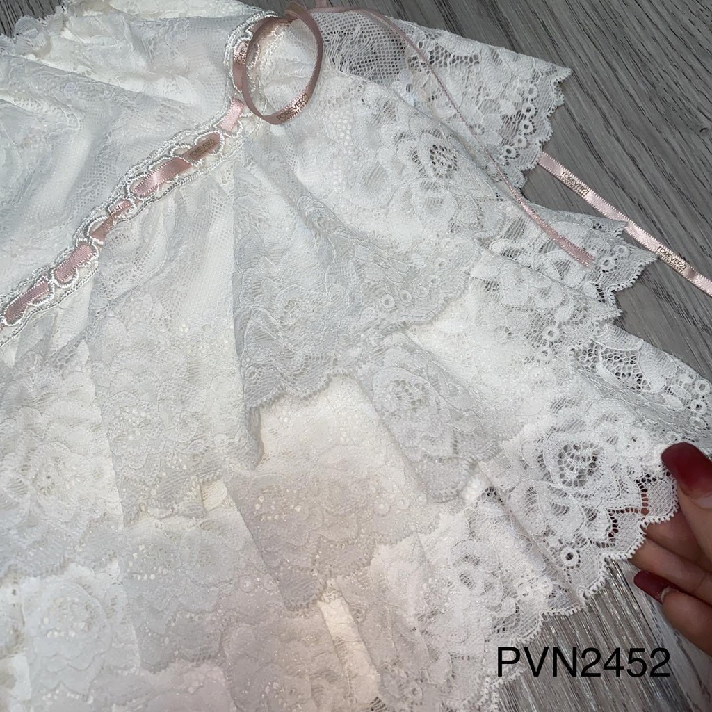 Set áo crop quần ren tầng