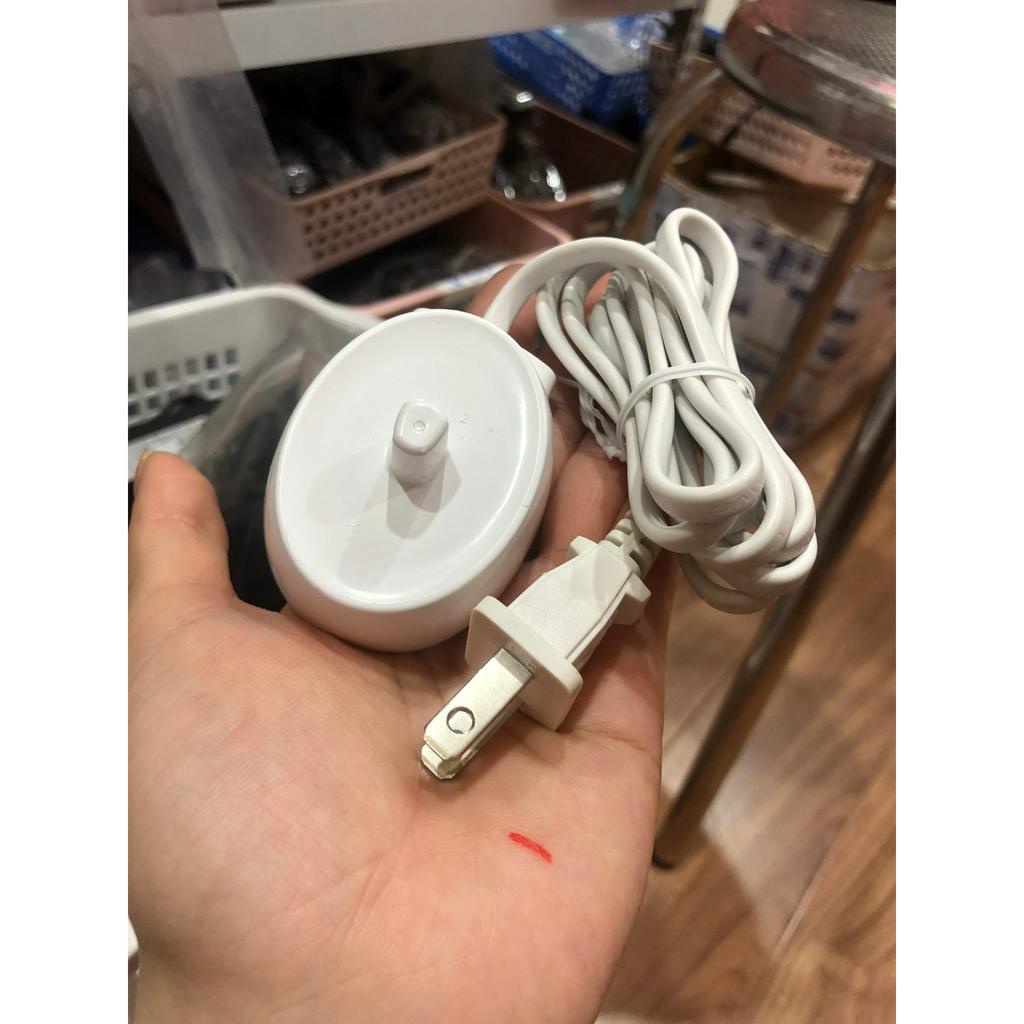 đế sạc điện bàn chải đánh răng hiệu Braun Oral-b chính hãng made in germany