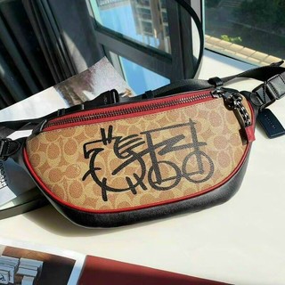 Túi bao tử Coach