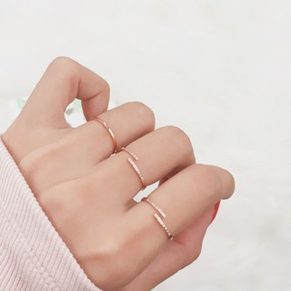 Nhẫn Titan - Chéo hở