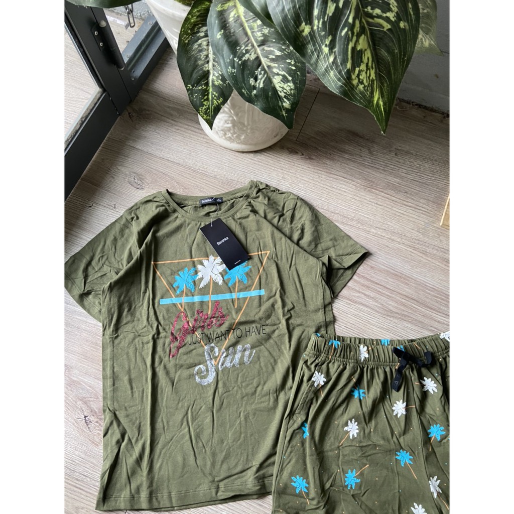 SET BỘ BERSHKA