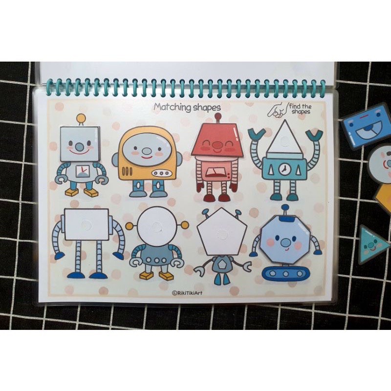 [xưởng bán buôn] học liệu montessori chủ đề tổng hợp My first busy book vừa chơi vừa học giúp bé phát triển kỹ năng