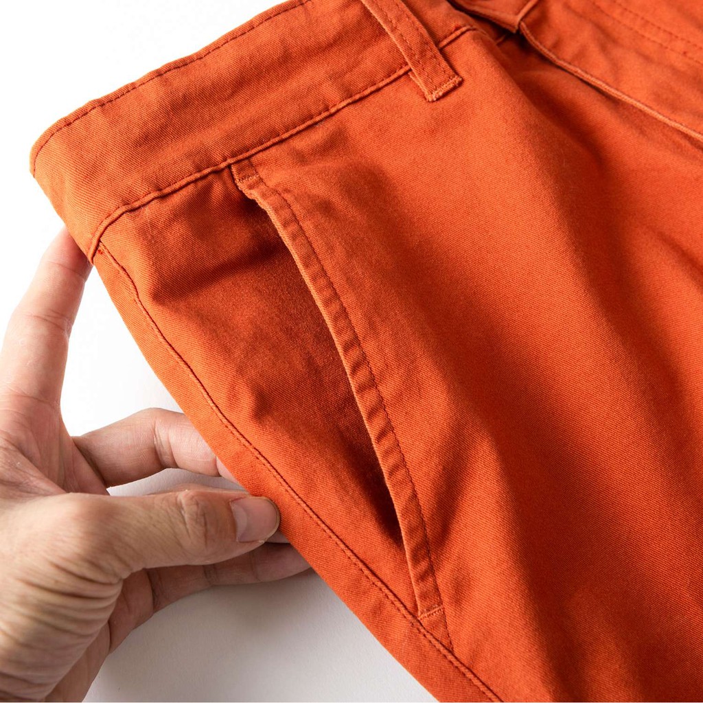 Quần short nam kaki Owen màu cam, chất liệu vải cotton cao cấp, co giãn, trẻ trung, dáng slimfit năng động