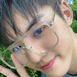 <ORDER-DIỆP HÀNG THÀNH>Kính gọng vuông phong cách retro