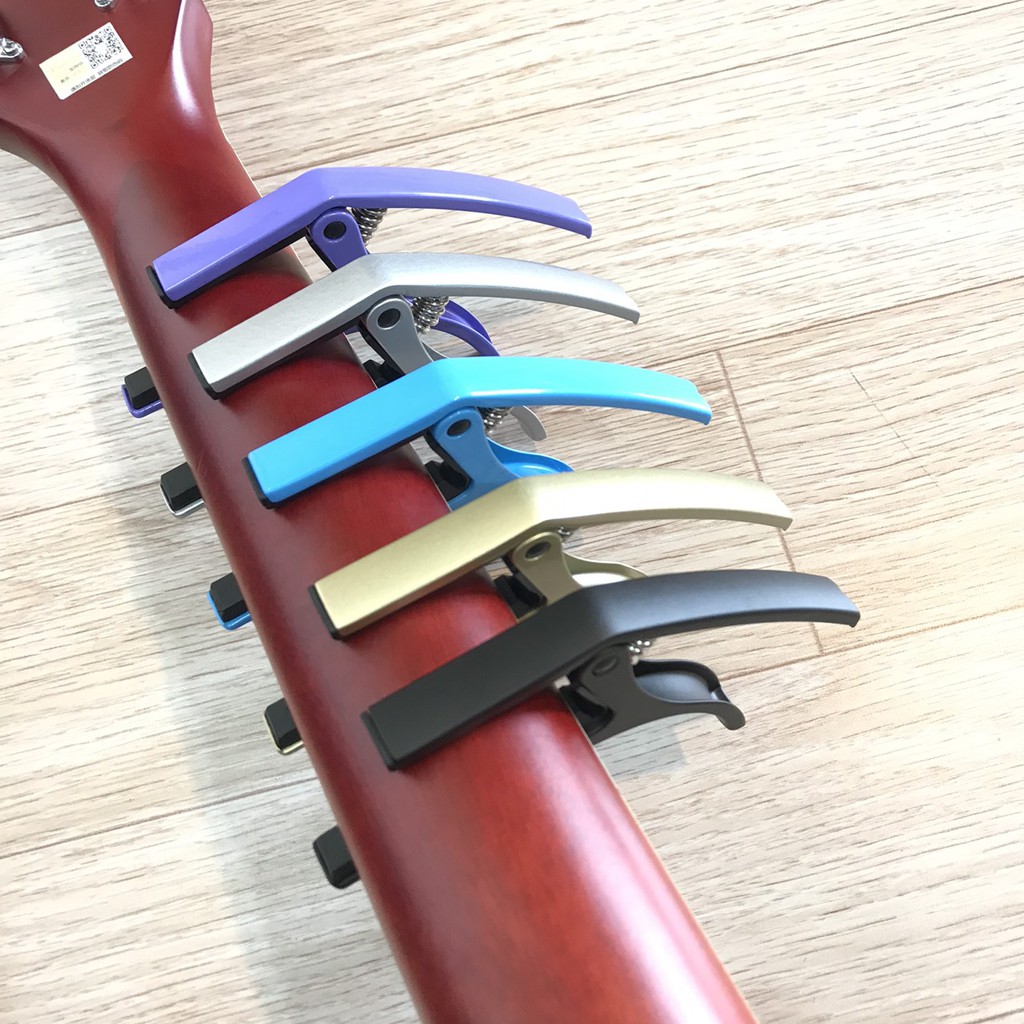 Capo kim loại cao cấp MC30 cho đàn Guitar và Ukulele