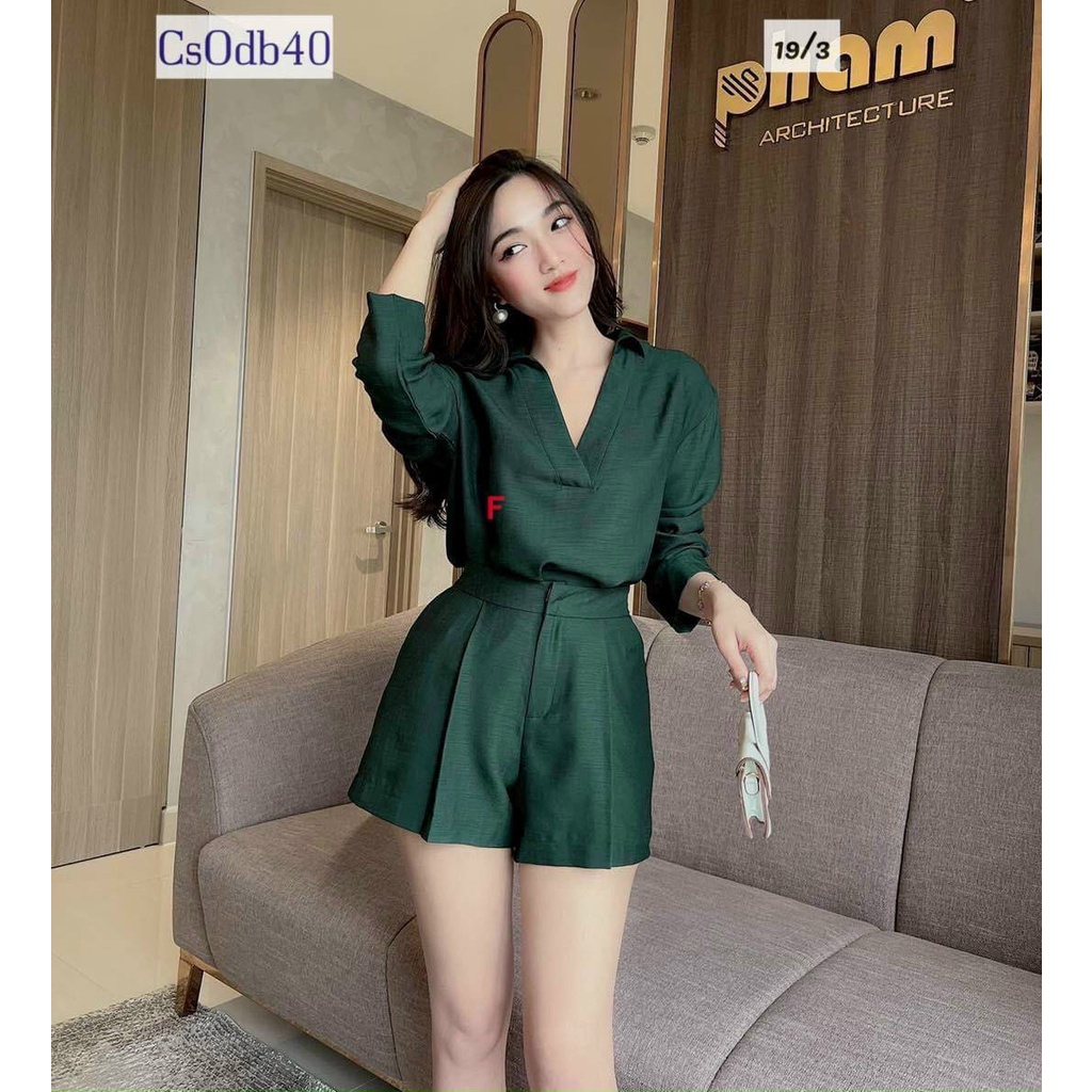 Set Bộ Áo Cổ Tim Và Quần Ngắn Thời Trang Nữ