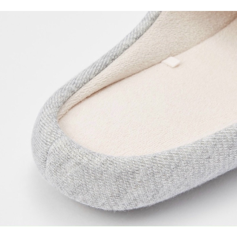 Dép bông đi trong nhà