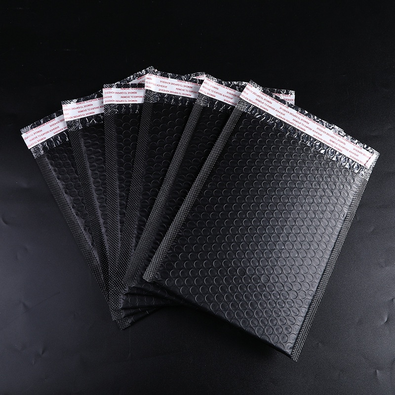 (13x15 và 15x18)Set 50 Túi Đóng Hàng Chống Sốc Chống NướcTúi Đóng Gói Bóng Khí Đen Dày Đủ Size Số