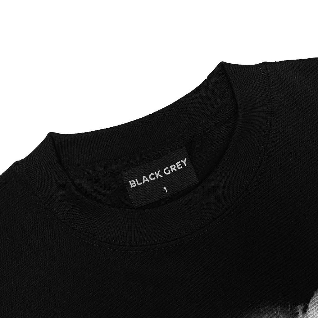 Áo thun tay lỡ Black Grey x Four Basic What do we eat today Black T302