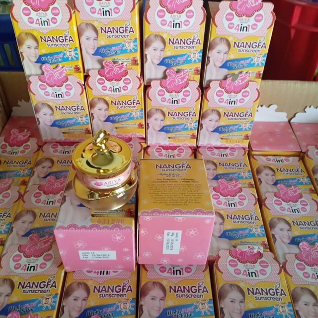 Kem nangfa chống nắng che khuyết điểm | BigBuy360 - bigbuy360.vn
