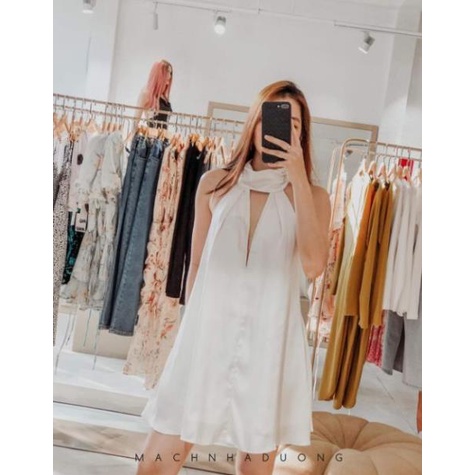 Váy đầm dáng suông cổ yếm xẻ ngực sexy hở lưng đi tiệc đi bar hotgirl teen xinh đẹp màu trắng babydoll freesize KS