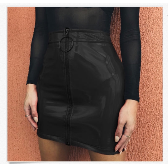 Chân váy ngắn nữ tính thời trang