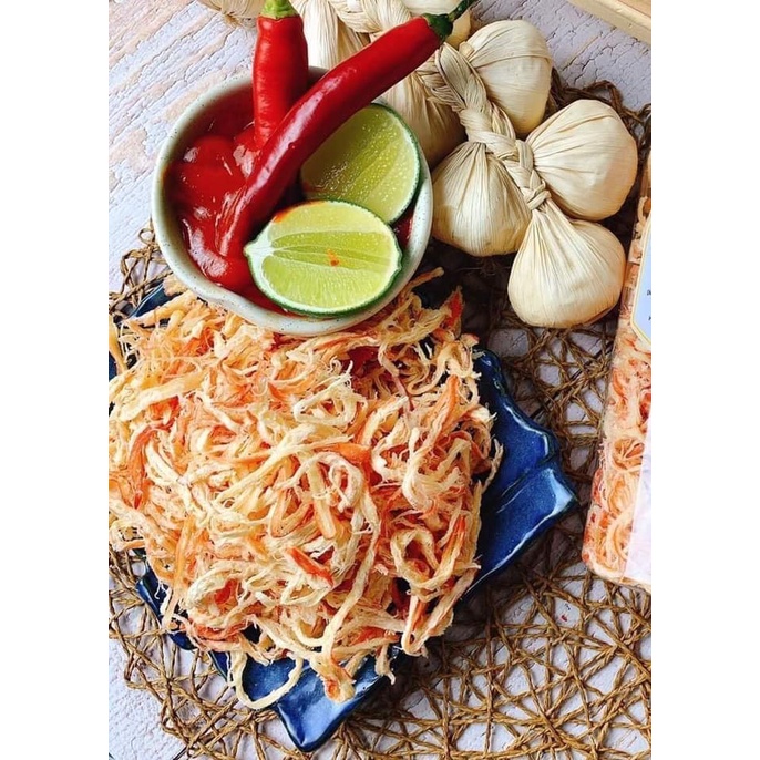 Mực hấp dừa xé sợi