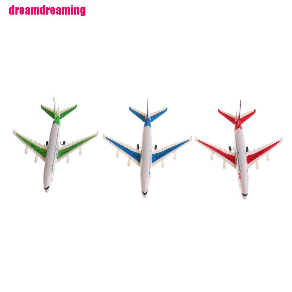 Mô Hình Máy Bay Hành Khách Làm Từ Nhựa Kéo Trở Lại