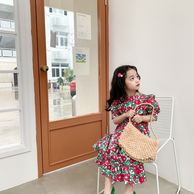 Đầm hoa phong cách Hàn Quốc xinh xắn cho bé gái