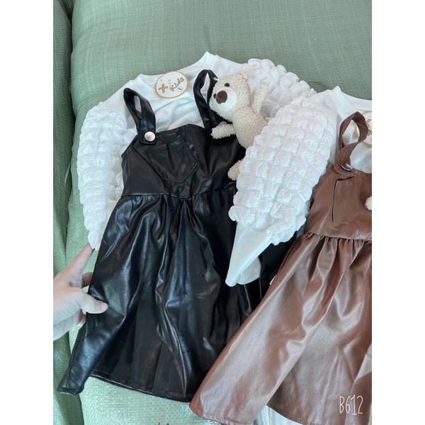Set yếm da kèm gấu bông cho bé gái