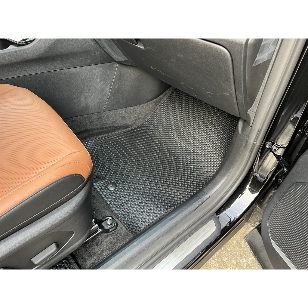 Thảm Lót Sàn Ô Tô KATA Cao Cấp Cho Xe Kia Sportage  - Không mùi, Không ẩm mốc, Dễ dàng vệ sinh