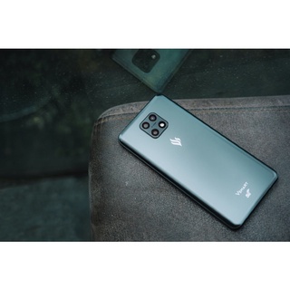 điện thoại vinsmart aris 8+128gb