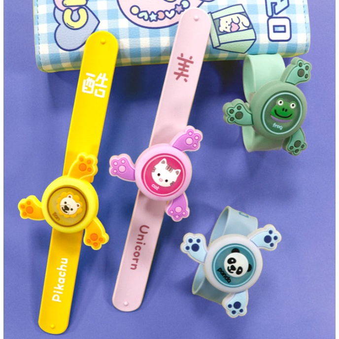 Spinner, Đồng hồ đeo tay 3 cánh xoay có đèn sáng cho bé, Đồng hồ đuổi muỗi cho trẻ em có hình siêu dễ thương