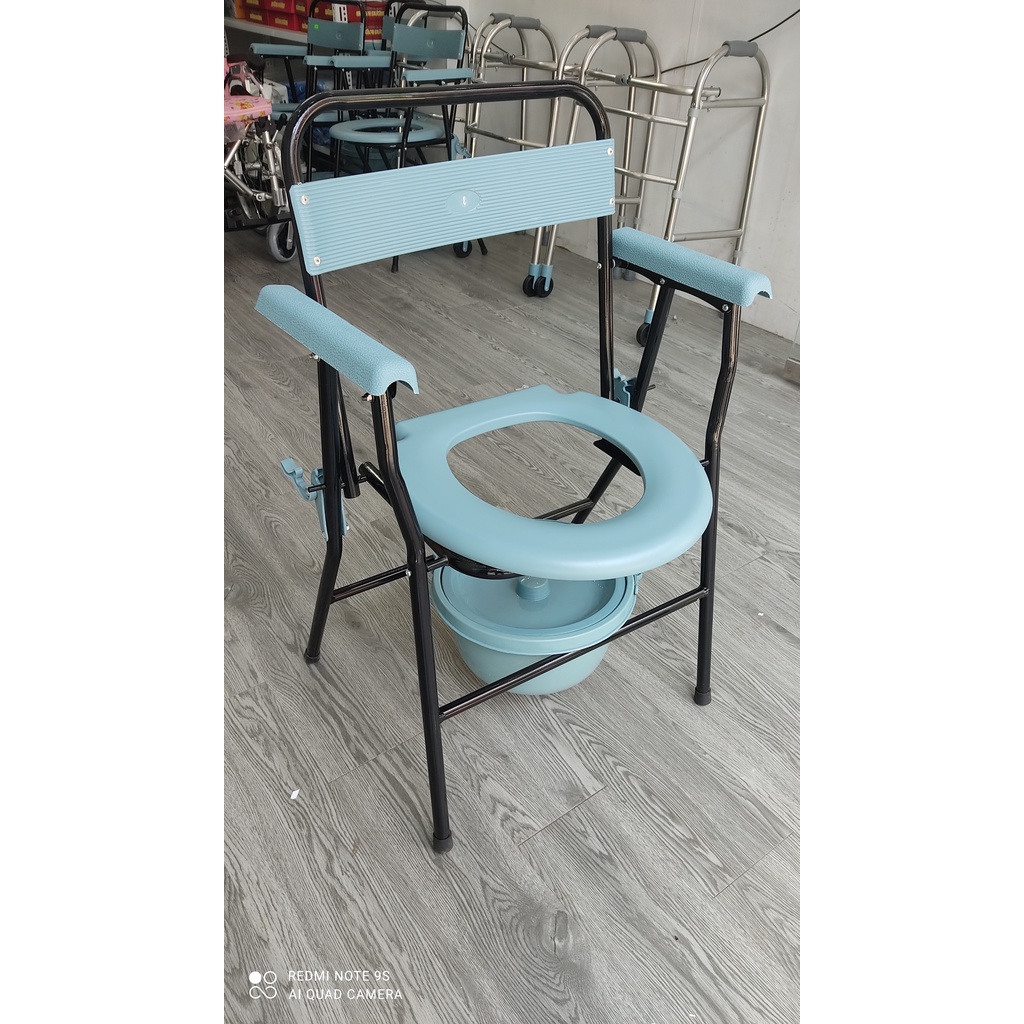 GHẾ BÔ VỆ SINH CHO NGƯỜI GIÀ FS-899
