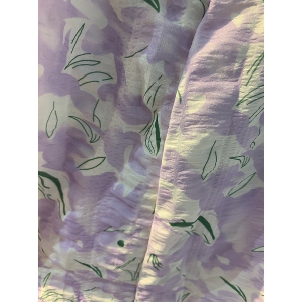 Đầm hoa dáng dài tay bồng màu loang nhạt hở lưng mùa hè 2022