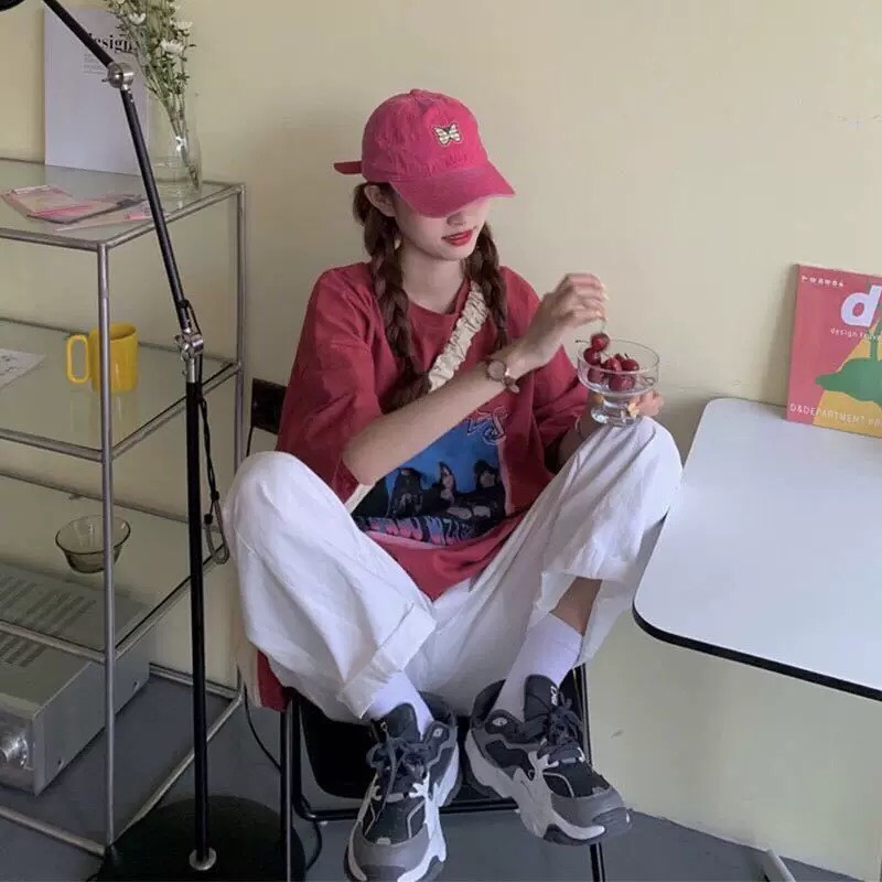 Sét Áo thun Đỏ + quần kaki trắng, Áo thun from rộng, Chất đẹp không xù, quần suông ống rộng, Sét bộ mặc ở nhà - MODY