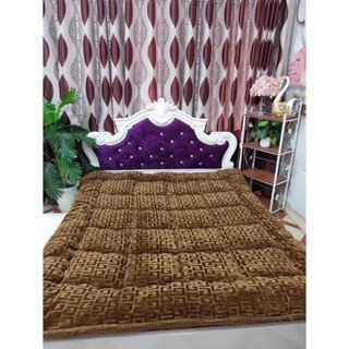 Chăn lông cừu chữ vạn hàng loại 1 siêu ấm cao cấp nhập khẩu - hàng cao cấp