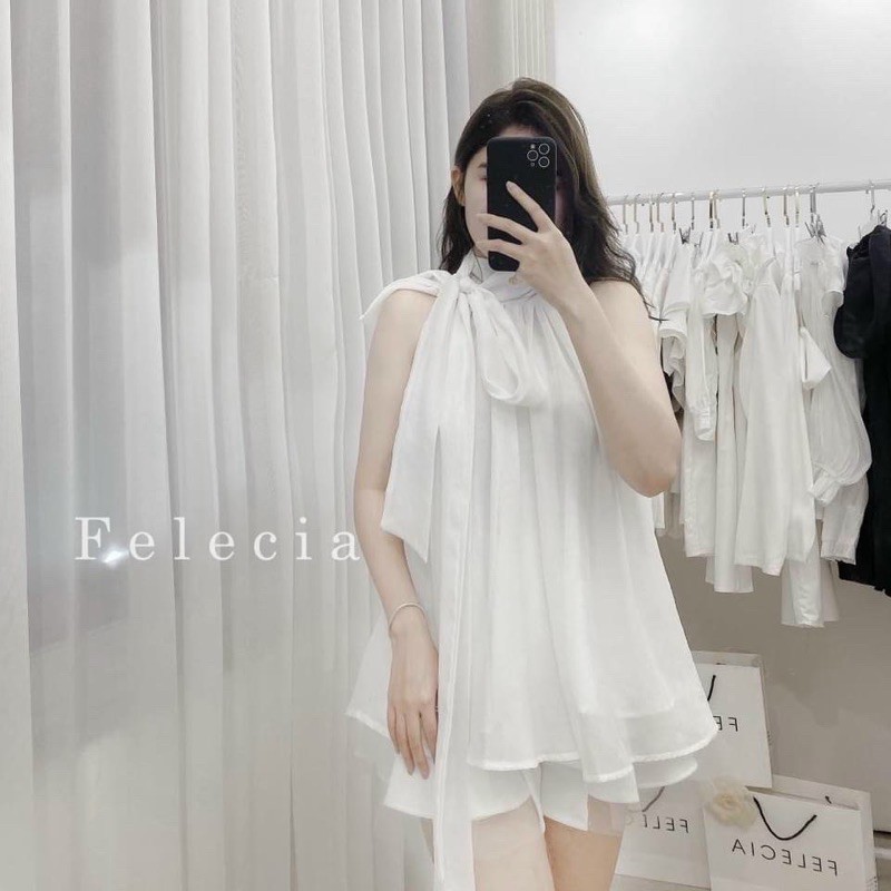 Áo lụa cổ yếm kèm dây nơ | BigBuy360 - bigbuy360.vn