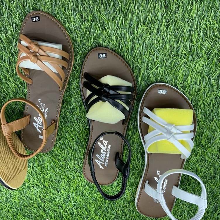 Sandal nữ đi học 𝑭𝑹𝑬𝑬𝑺𝑯𝑰𝑷 Giày sandal nữ đi học quai hậu, đế nhựa quai hậu - TB Sandal nu nut [Hoàn Xu]