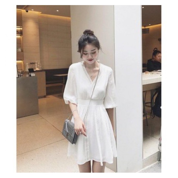 Đầm Xô Ren Trắng Siêu Xinh Và Nữ Tính