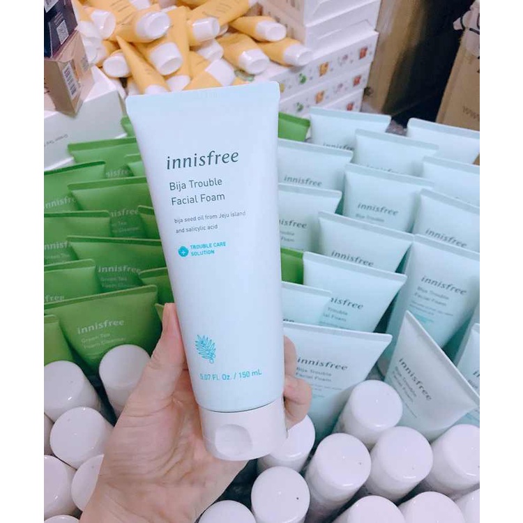 Sữa rửa mặt cho da mụn Innisfree Bija anti trouble facial foam..