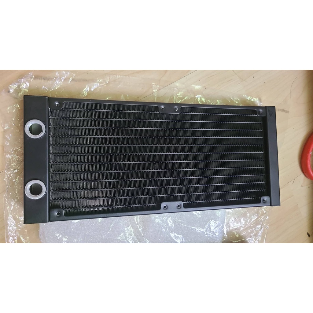 Radiator/ Két nước tản nhiệt nước nhôm 240 g1/4 12/18 ống tản