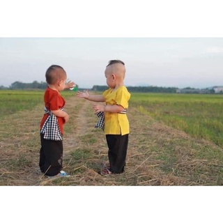 bộ bà ba lụa kèm khăn cho bé